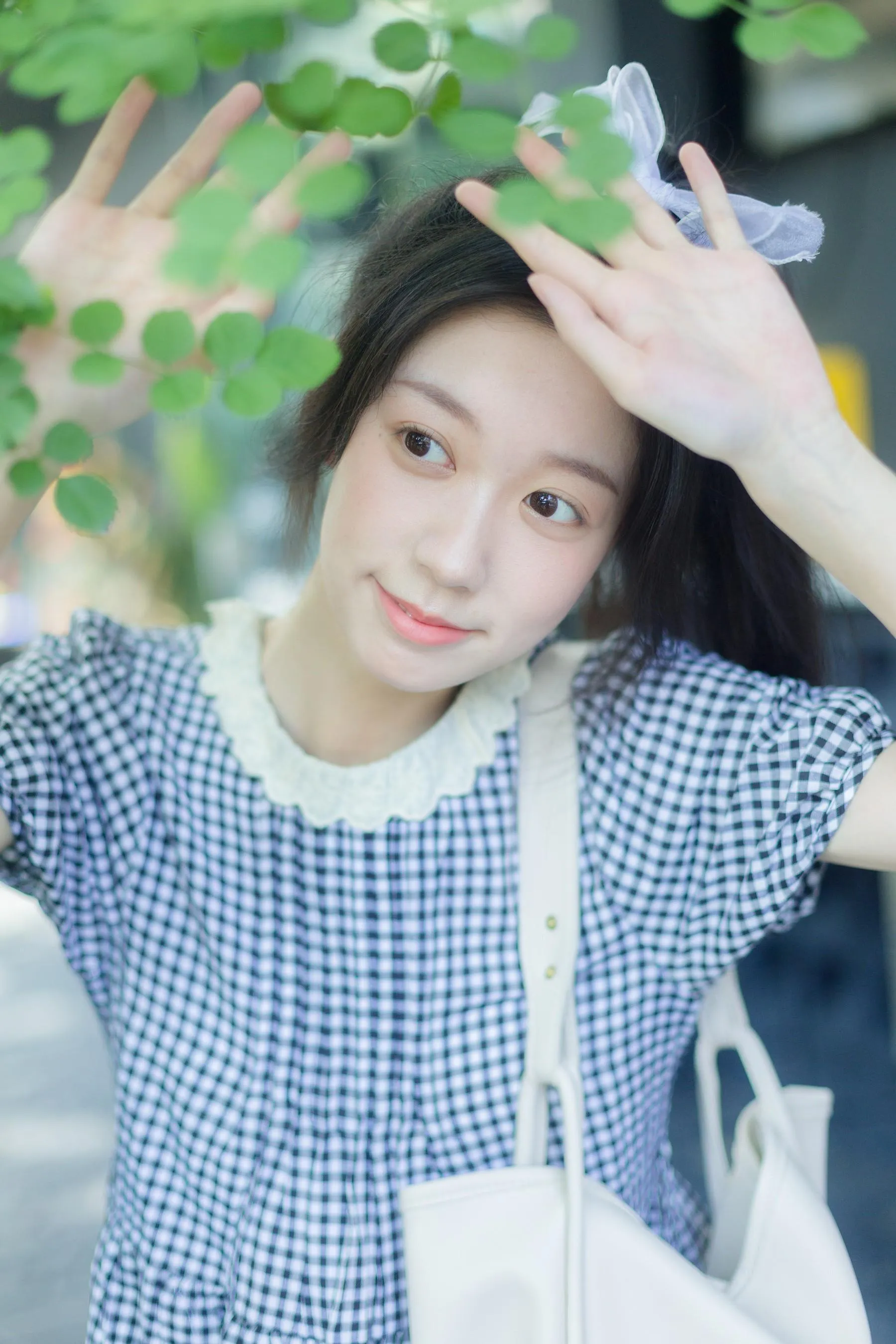 [YITUYU艺图语]2022.08.02 今日暂停营业 饲猫少女- [40P]插图